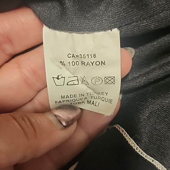 Fiore Bella- Asymmetrical top - Picture 4 of 6